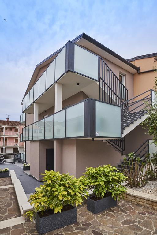 Apartments Tre Perle Umag Eksteriør billede